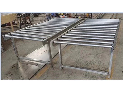 無(wú)動(dòng)力滾筒輸送機(jī)完工發(fā)貨，發(fā)往河北鼎元無(wú)紡制品有限公司